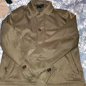 Banana Republic Water-Resistant Jacket in Small